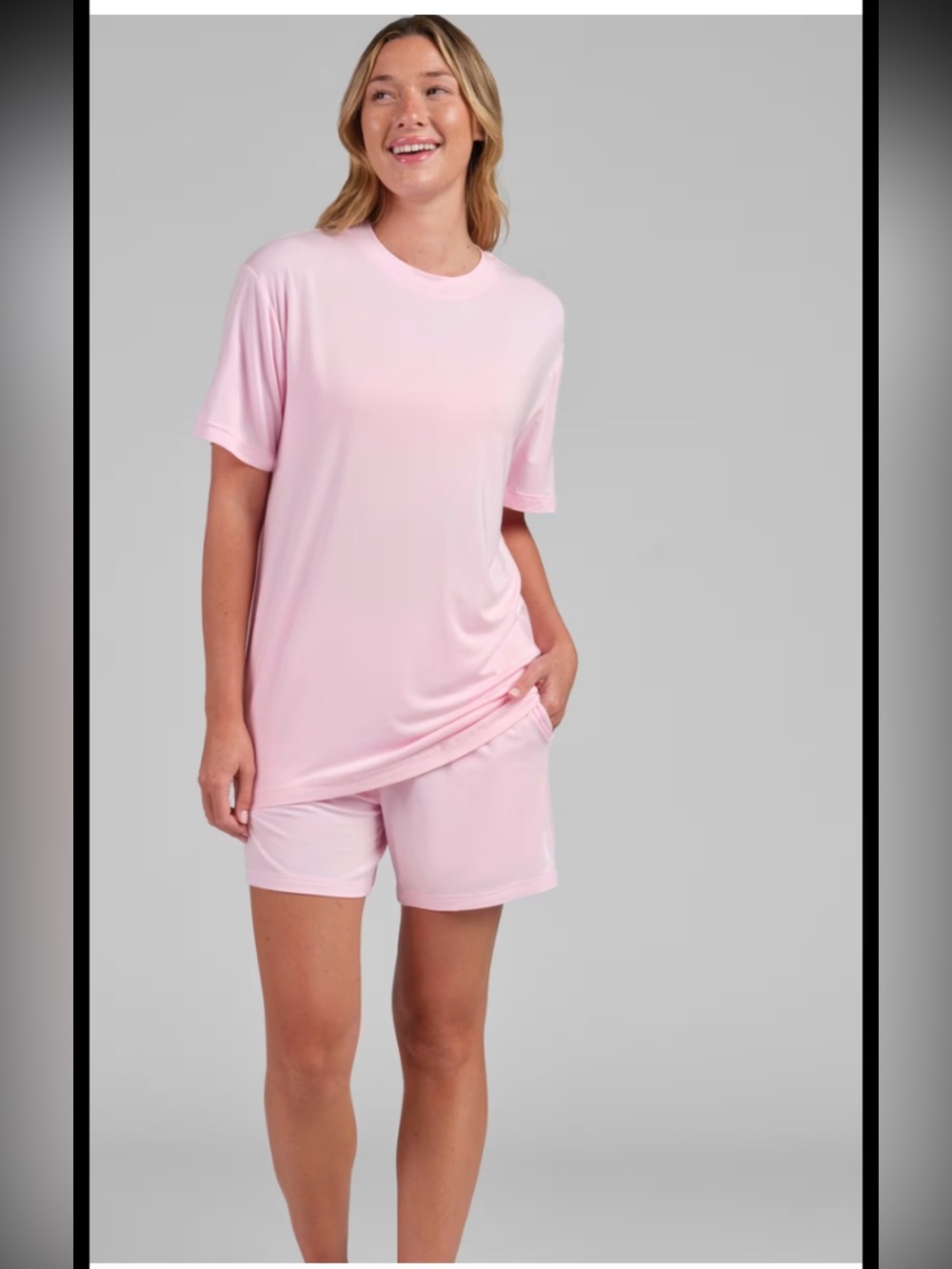 Comfrt XS bubblegum pink cloud lounge set.